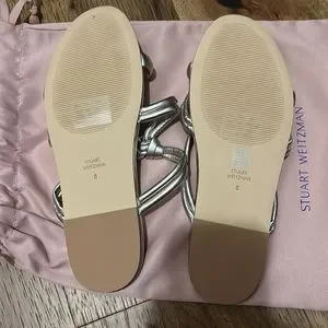 関税送料込Stuart Weitzman Knot Flat Sandals Women's Stuart Weitzman Pearl Knot Flat Sandal | 6pm